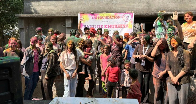 वाईएसएस फाउंडेशन ने मनाया स्ट्रीट चिल्ड्रन के साथ होली उत्सव 'रंग दे खुशियां'